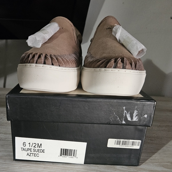 J/SLIDES "AZTEC TAUPE SUEDE" SIZE 6.5 - Picture 4 of 11